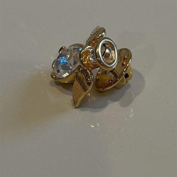 Vintage Barbara Mandrell Gold-Toned Angel Pin with Clear Rhinestones - Picture 4 of 11